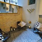 Krane Sas * Budapest